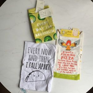 SET OF 4 kitchen towels